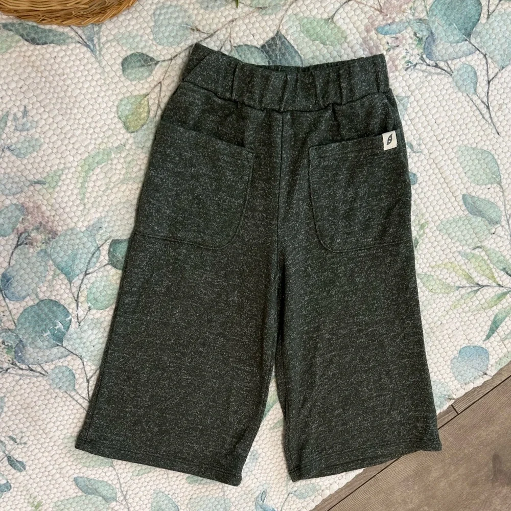 New Easy-Peasy Toddler Girl Hacci Wide Leg Pant Size 2T New without tags